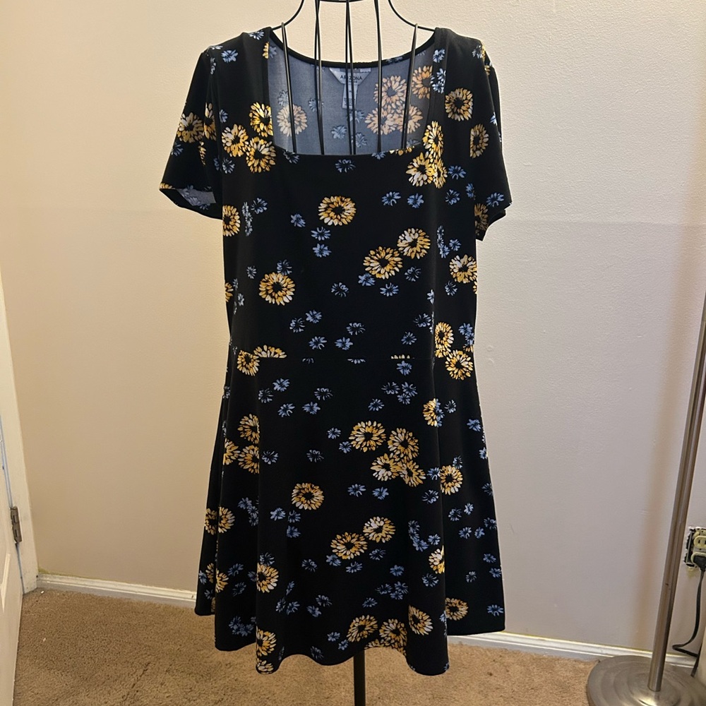Arizona Jean Company Black Dress with Yellow and Blue Floral Pattern